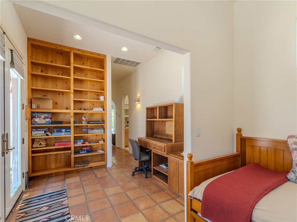 187 Verbena Property Photo 37
