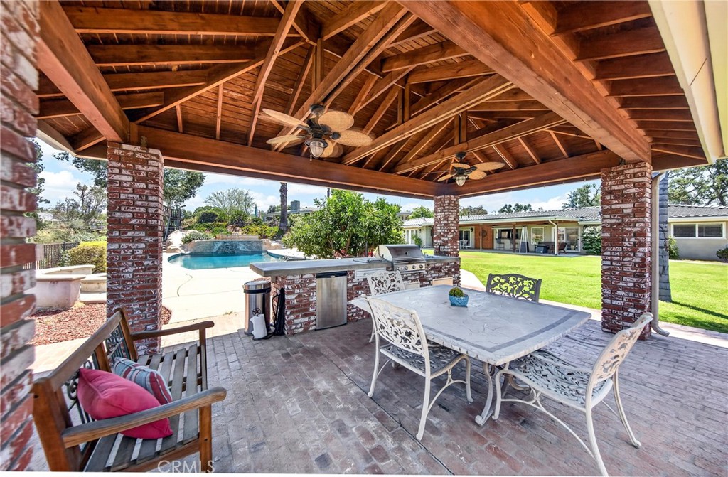 645 Los Altos Property Photo 31