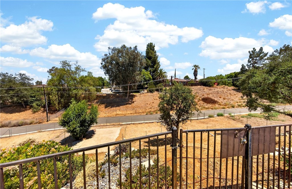 645 Los Altos Property Photo 37