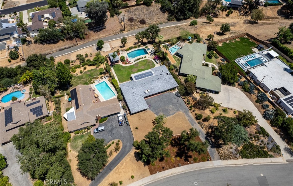 645 Los Altos Property Photo 40