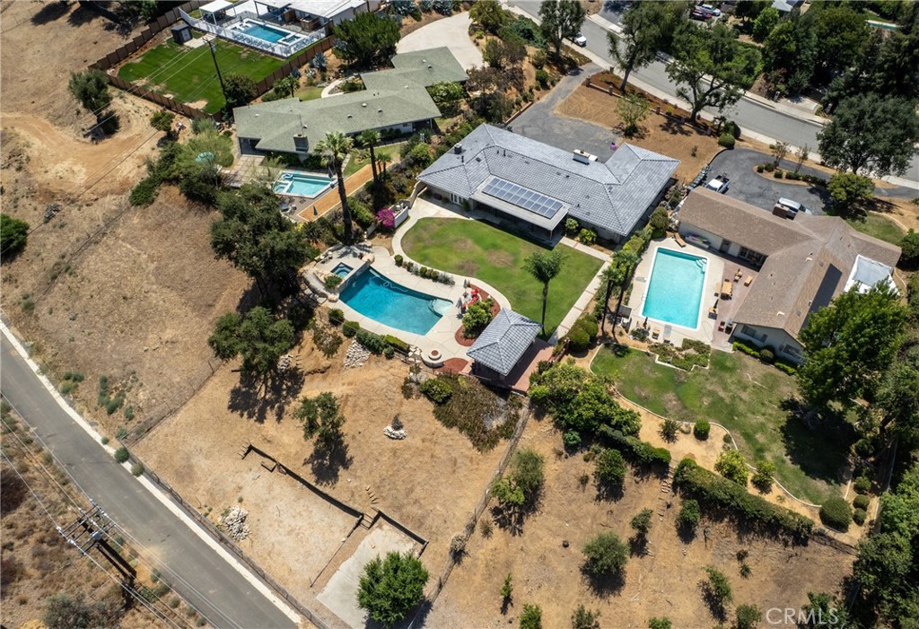 645 Los Altos Property Photo 43