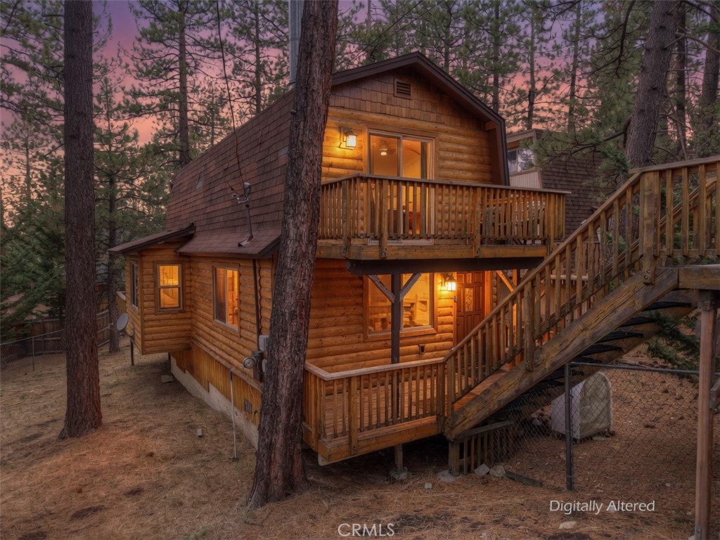718 Silver Tip Property Photo 2