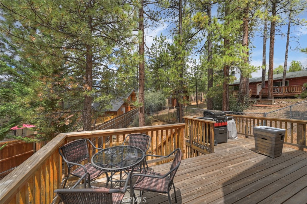 718 Silver Tip Property Photo 7
