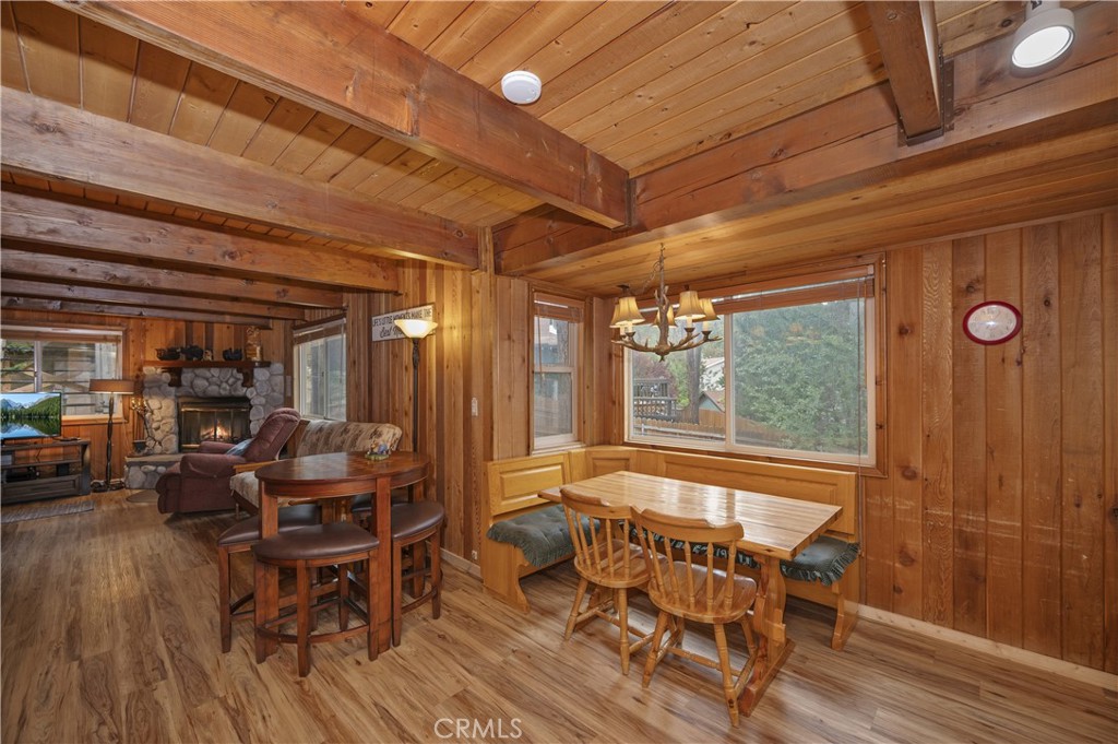 718 Silver Tip Property Photo 16