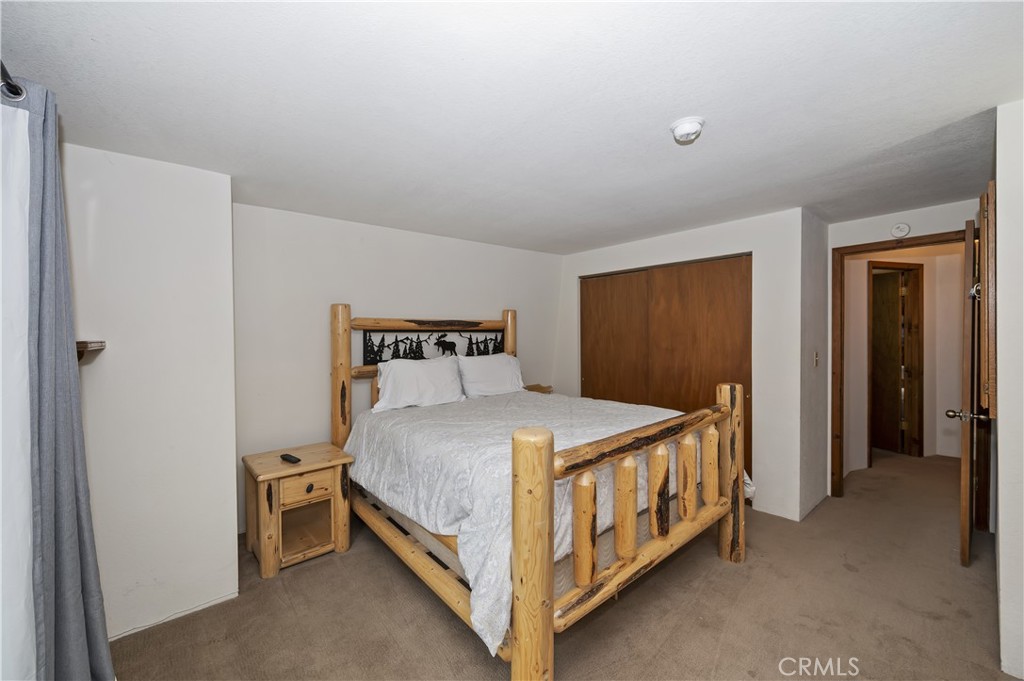 718 Silver Tip Property Photo 19