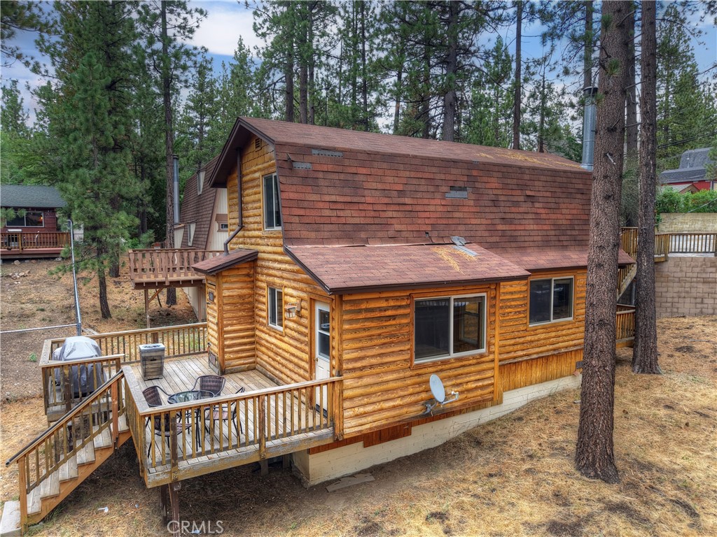 718 Silver Tip Property Photo 26