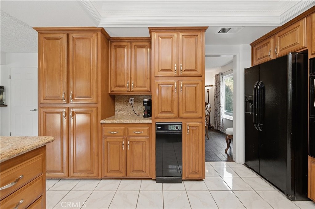 6801 Rycroft Drive Property Photo 19