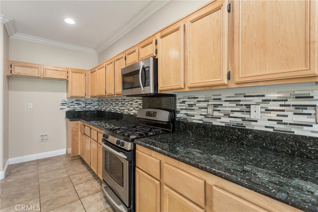 1469 Adam Property Photo 17