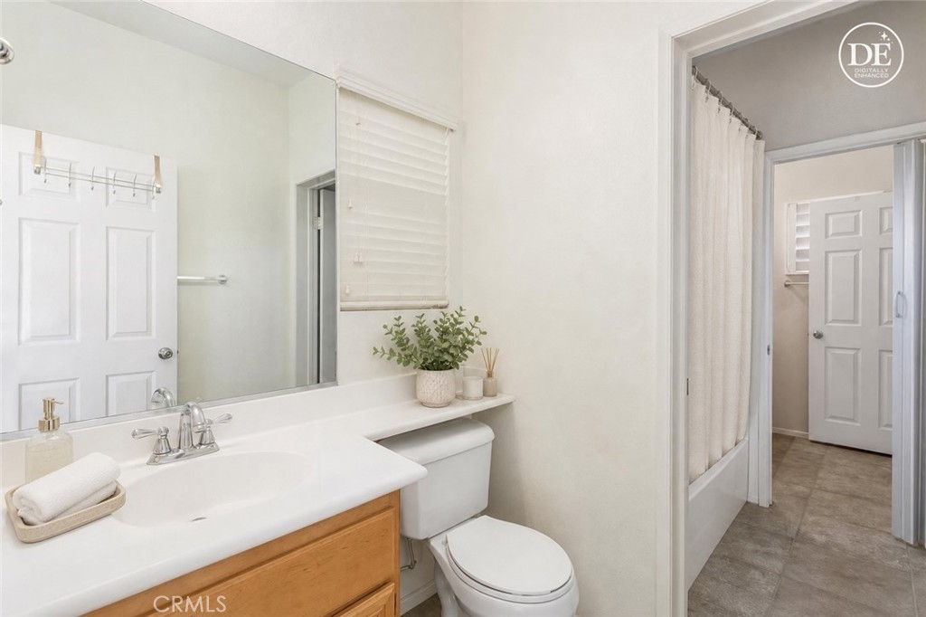 1469 Adam Property Photo 18