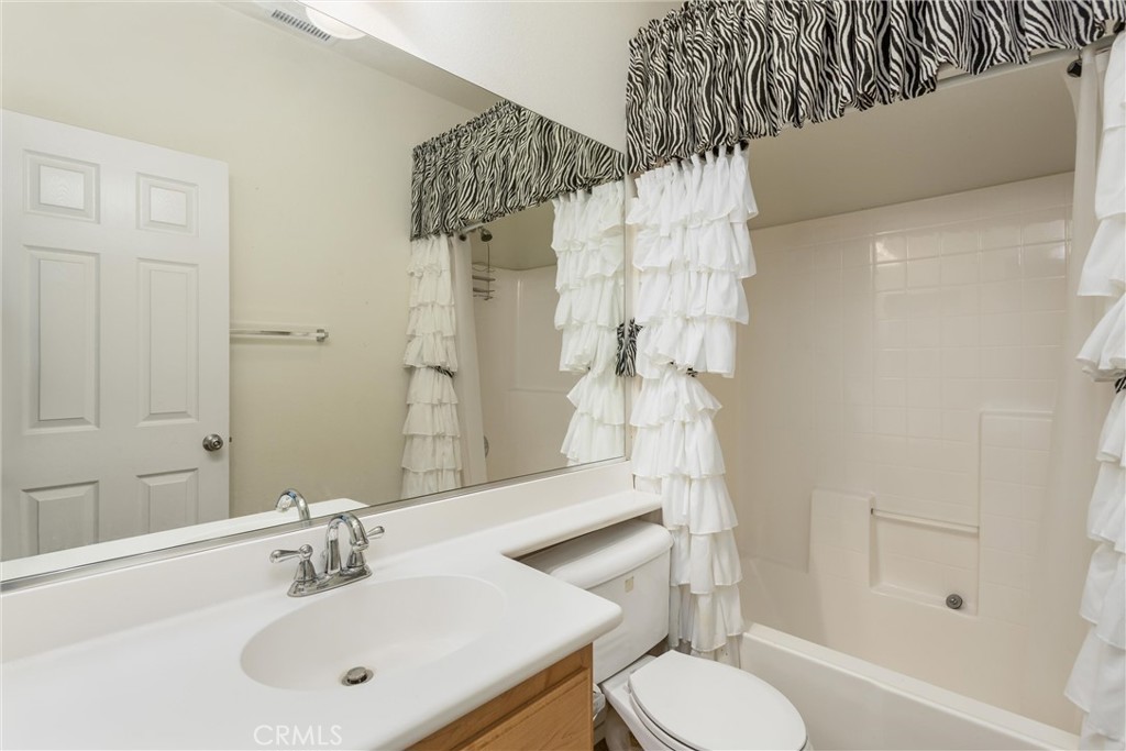 1469 Adam Property Photo 21