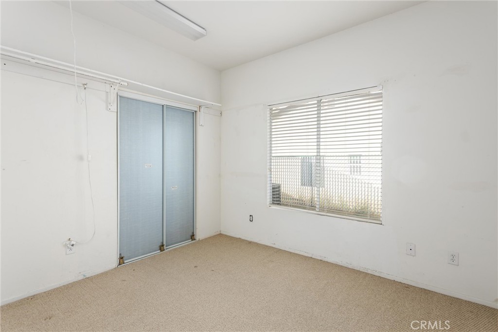 1469 Adam Property Photo 28