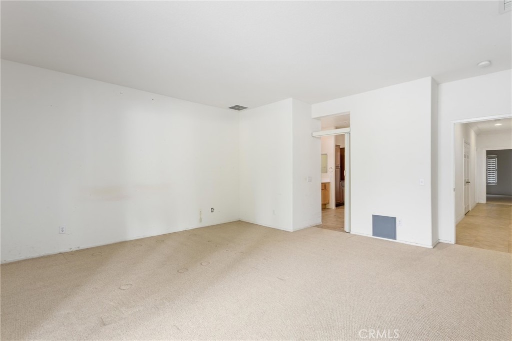 1469 Adam Property Photo 32