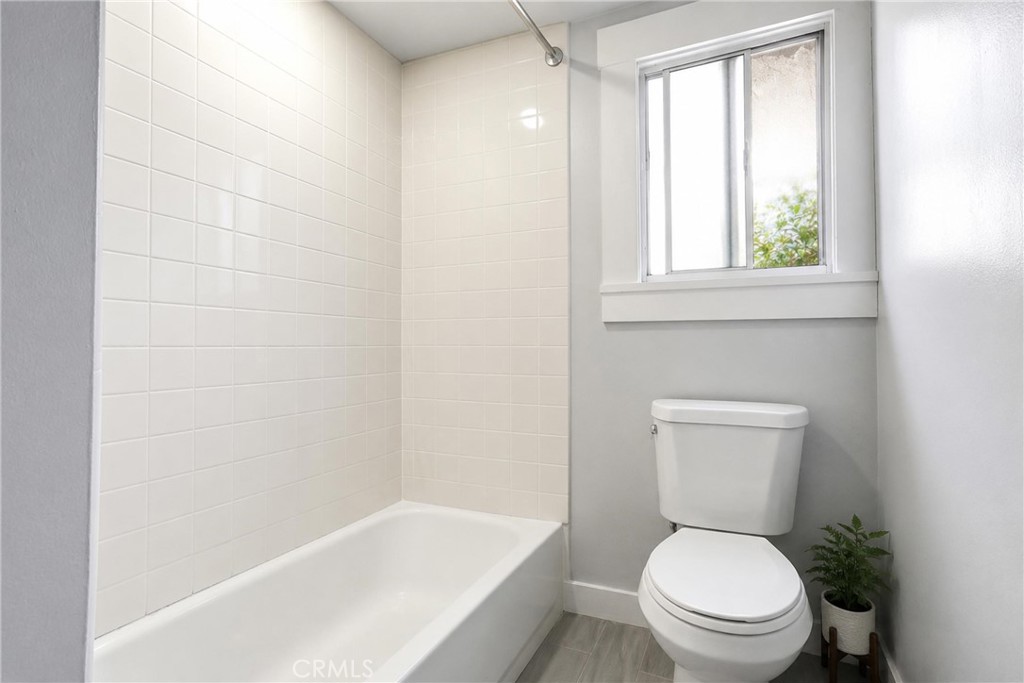 1394 N Raymond Property Photo 34