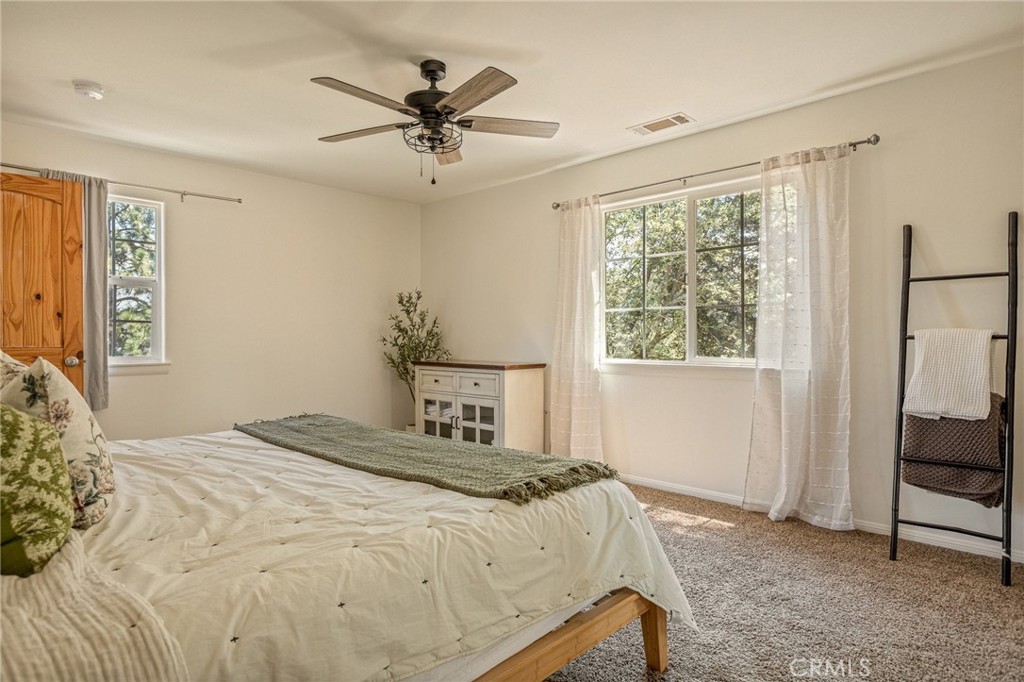 24071 Fern Glen Property Photo 21