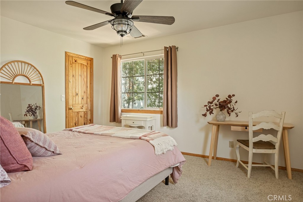 24071 Fern Glen Property Photo 27