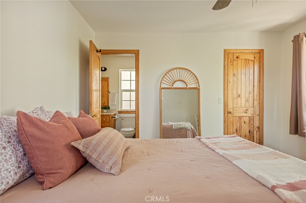 24071 Fern Glen Property Photo 28