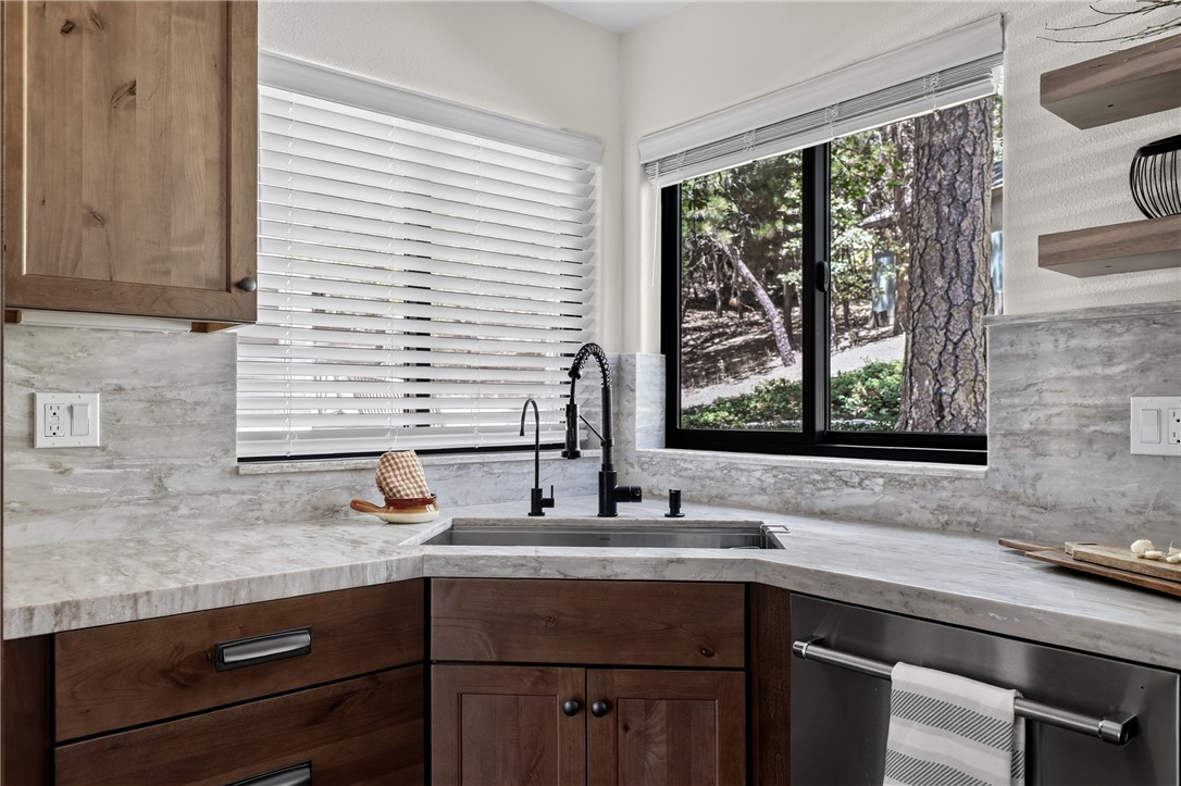 27514 W Shore Property Photo 45