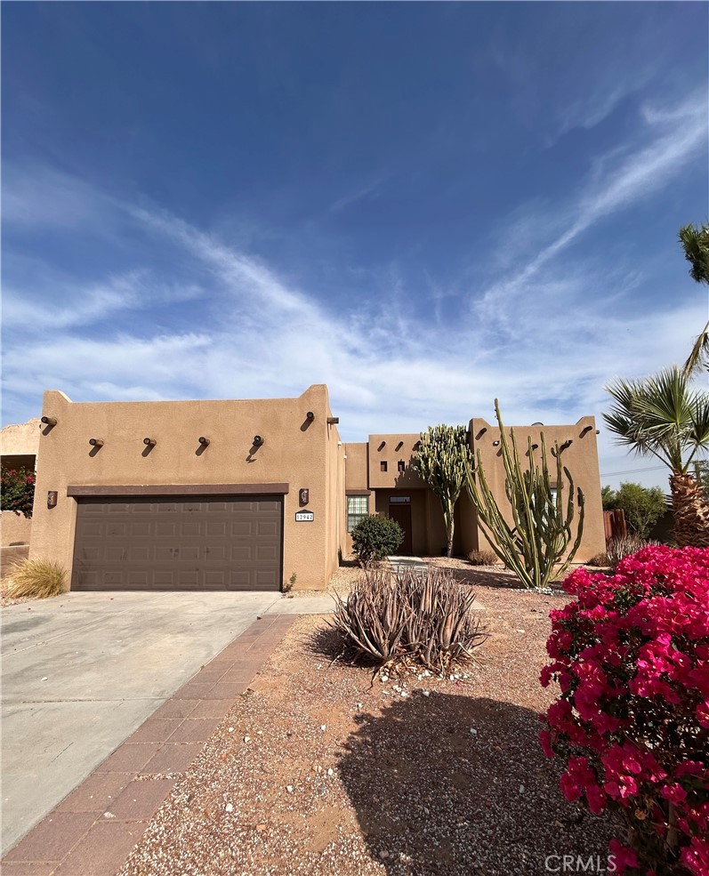 12942 Cuando Way Property Photo 2
