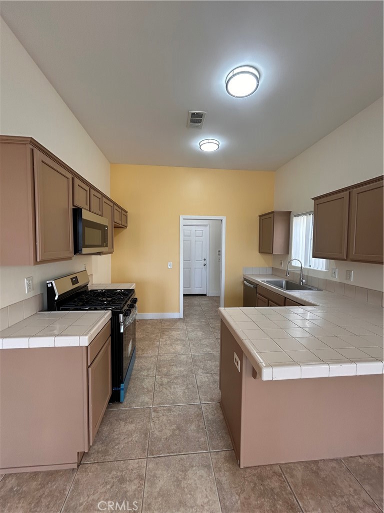 12942 Cuando Way Property Photo 7