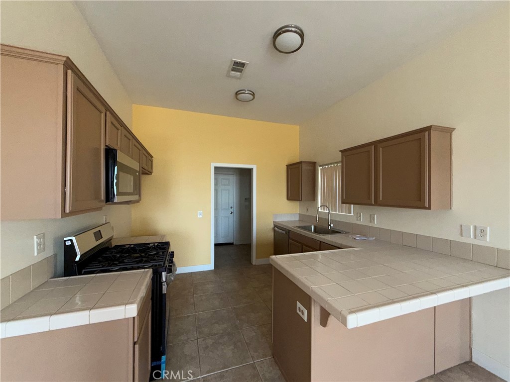 12942 Cuando Way Property Photo 8