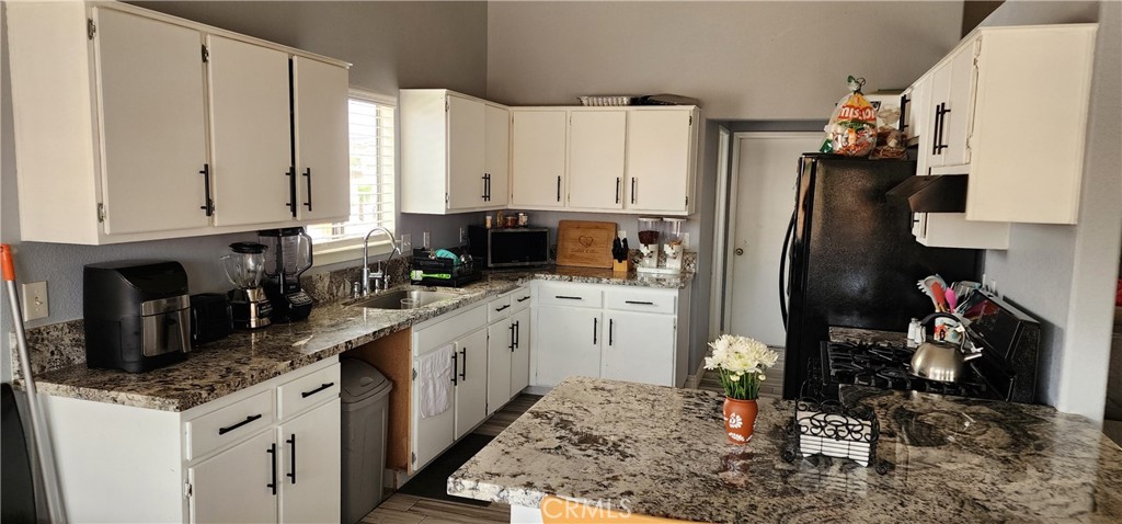 15009 Hopland Property Photo 11