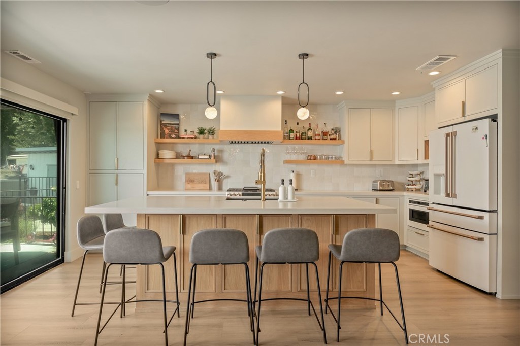 180 Ca-173 41 Property Photo 8