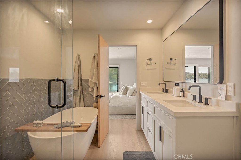 180 Ca-173 41 Property Photo 21