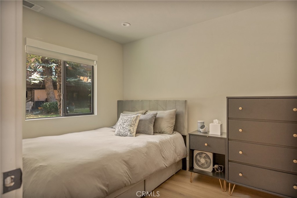 180 Ca-173 41 Property Photo 22