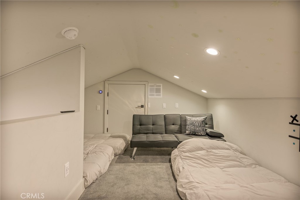 180 Ca-173 41 Property Photo 31