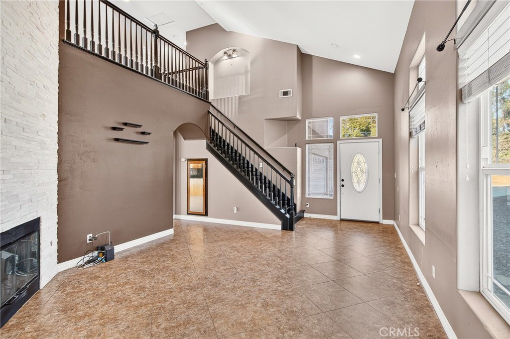 200 N Upas Street Property Photo 8