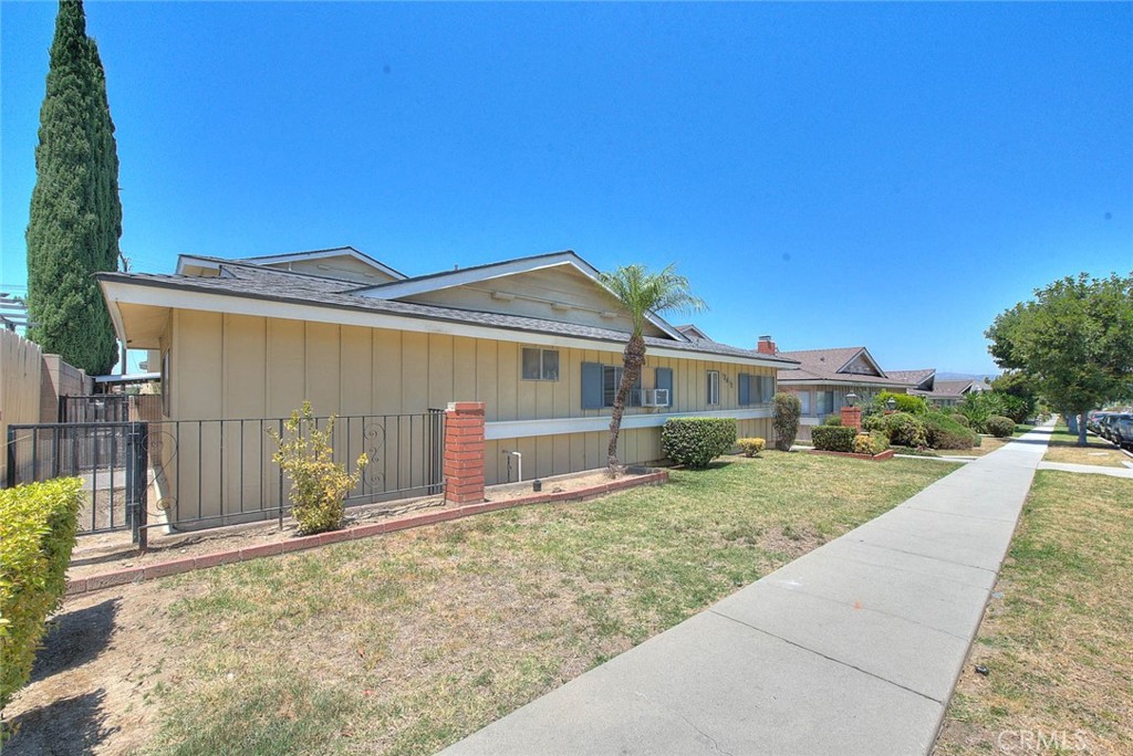 12413 Breezewood Drive Property Photo 13