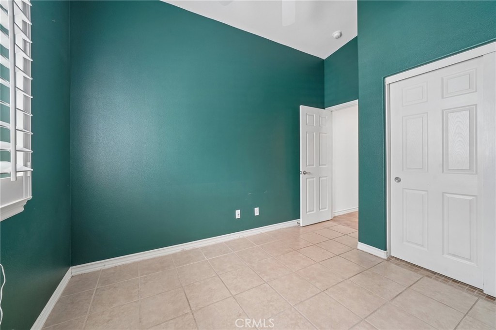 15590 Syracuse Lane Property Photo 17