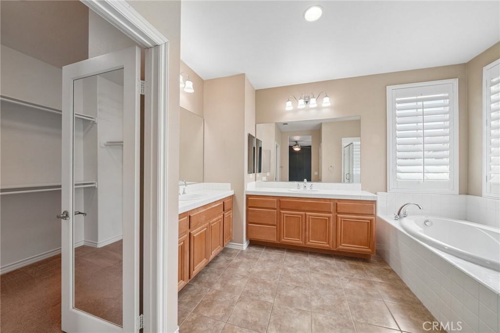 15590 Syracuse Lane Property Photo 26