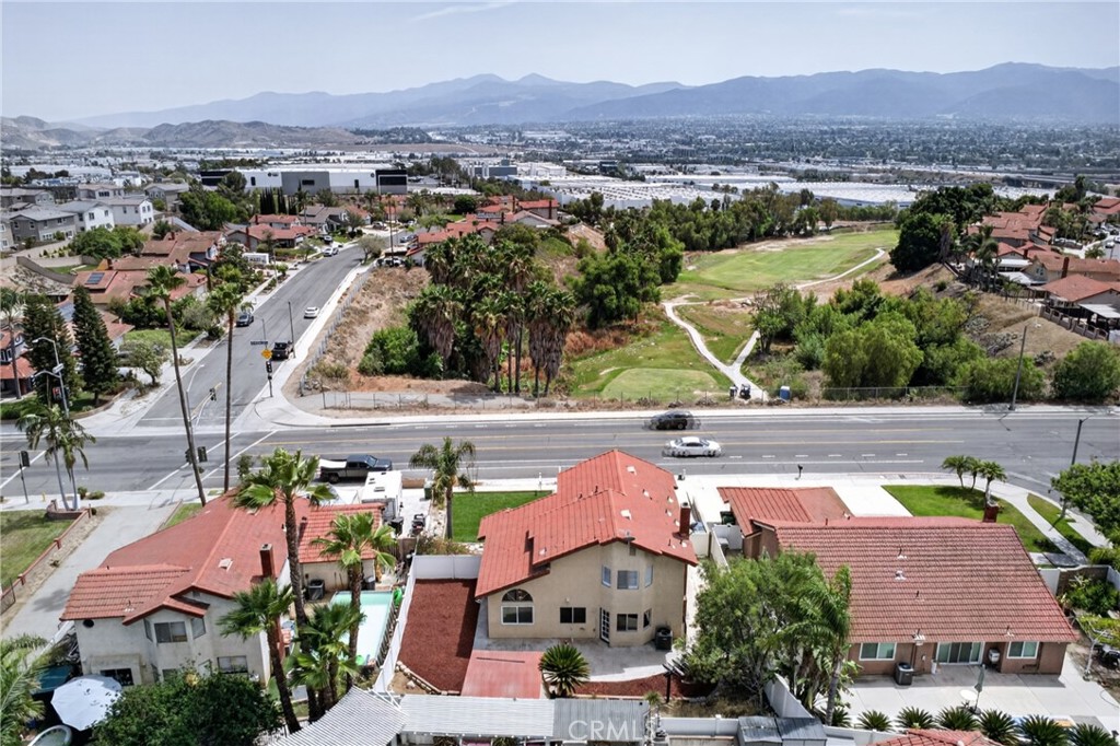1503 Cresta Property Photo 2