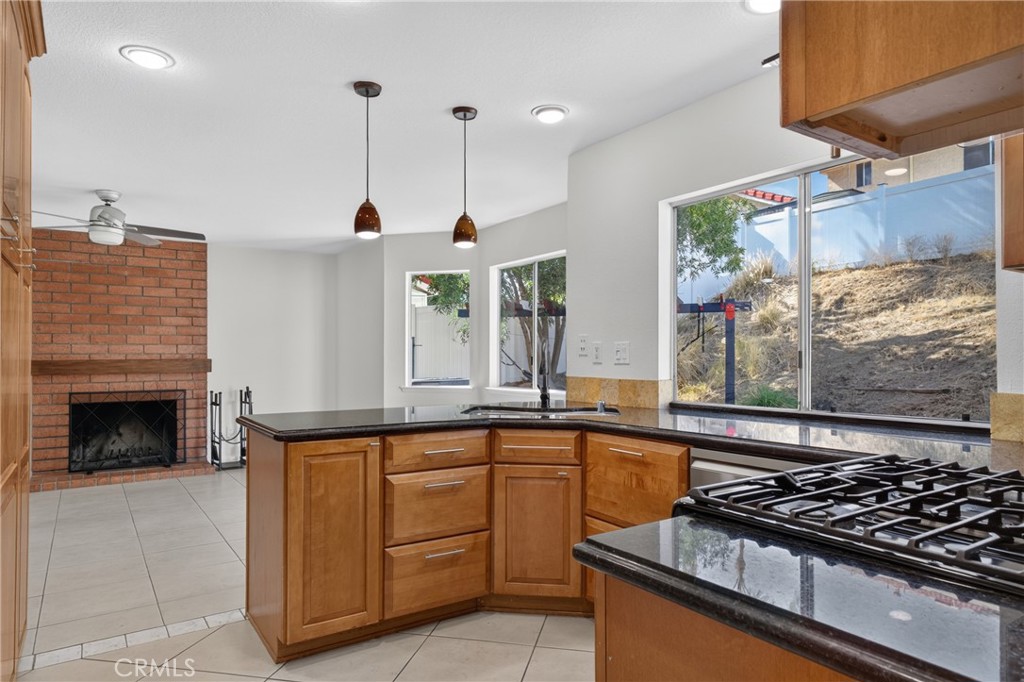 1503 Cresta Property Photo 5
