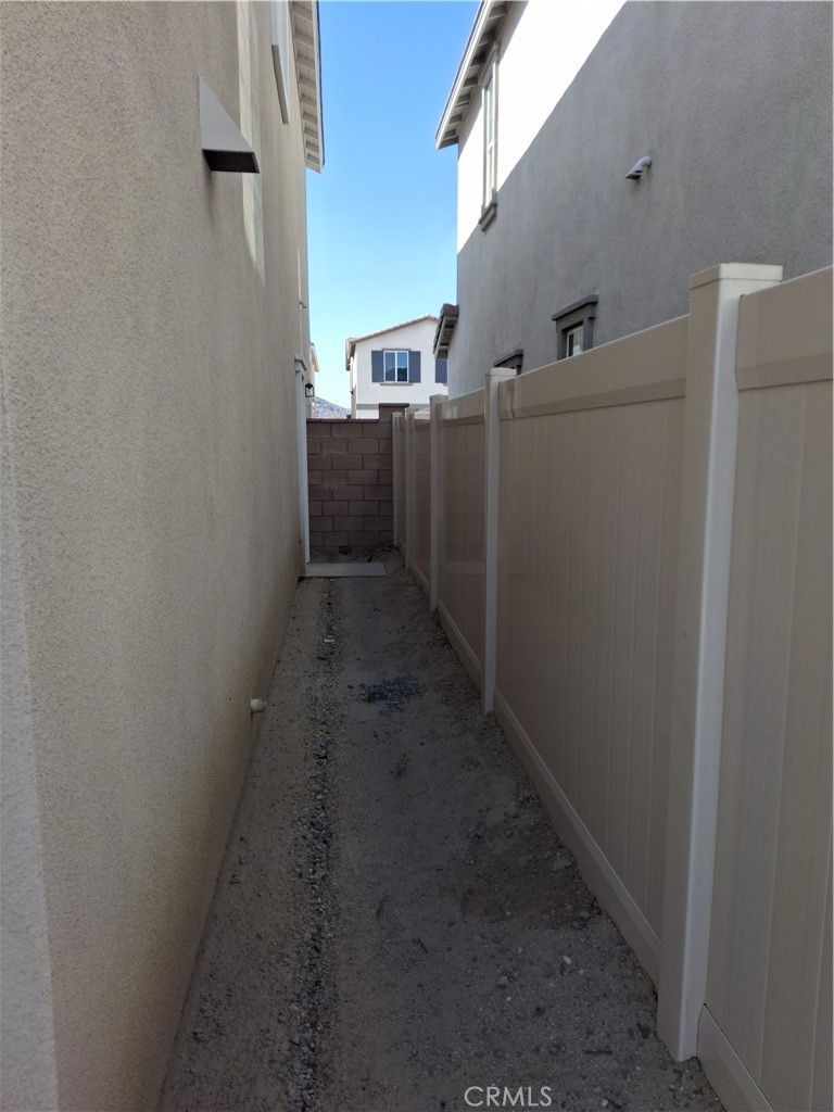 31329 Miners Ridge Loop Property Photo 14
