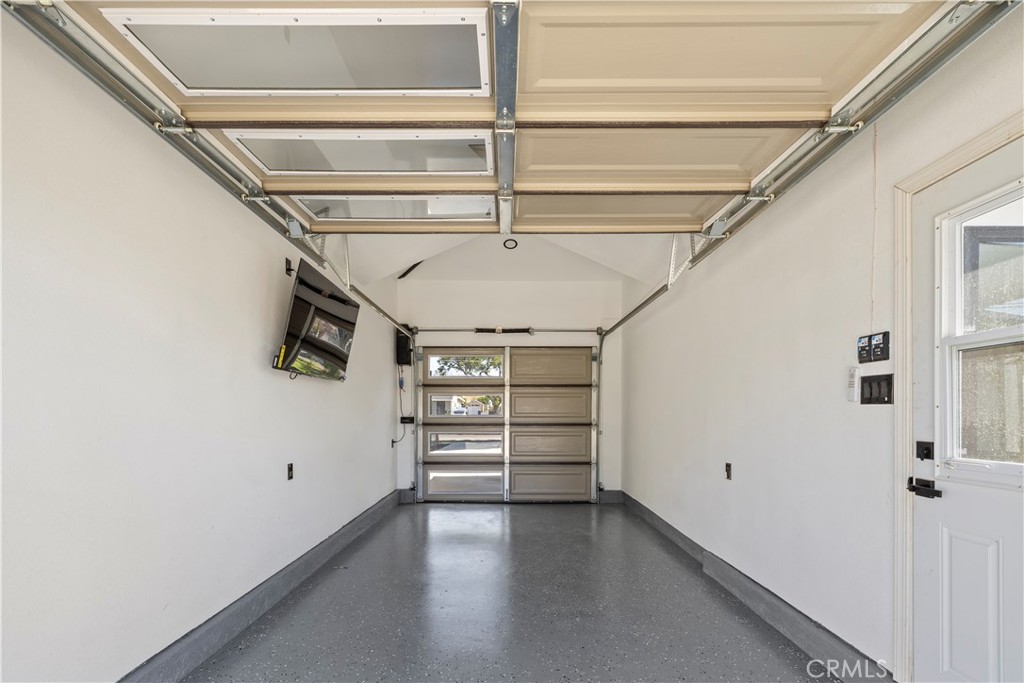 11412 Broaded St. Property Photo 32