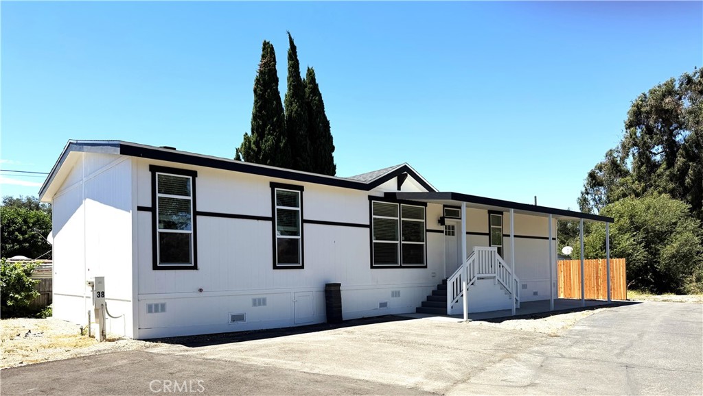 9278 N Highway 101 38 Property Photo 2