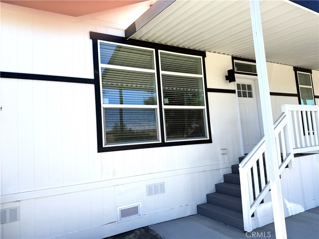 9278 N Highway 101 38 Property Photo 4