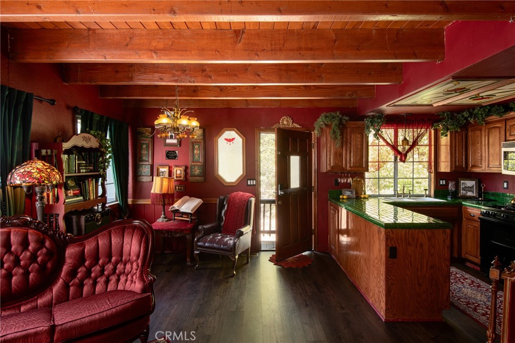 23594 Hillside Property Photo 8