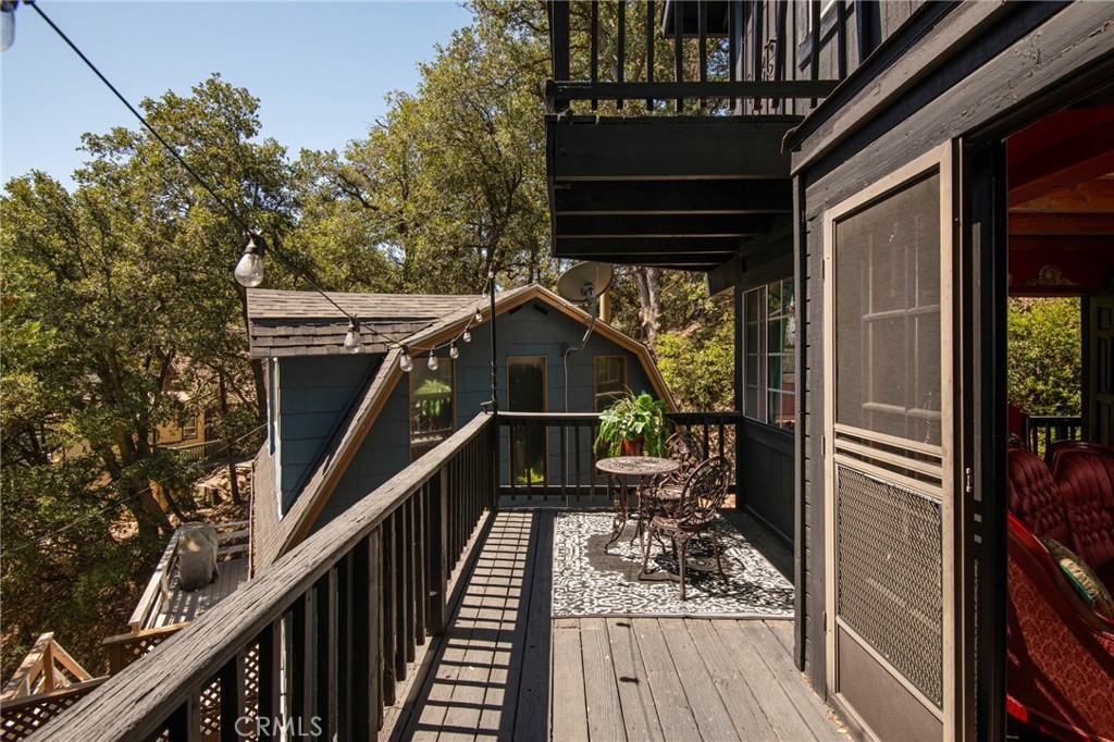 23594 Hillside Property Photo 11