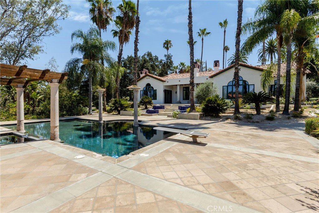 530 W Sunset Property Photo 39