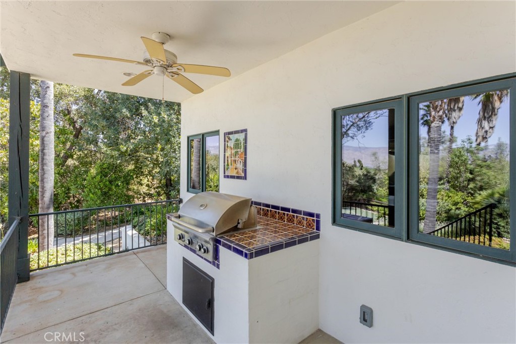 530 W Sunset Property Photo 44
