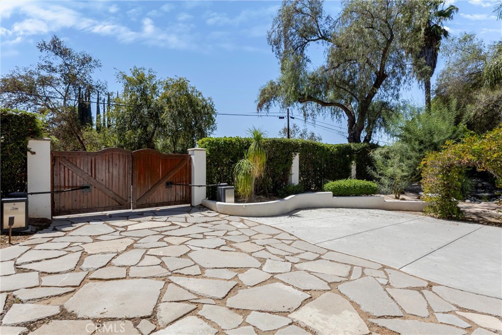 530 W Sunset Property Photo 57