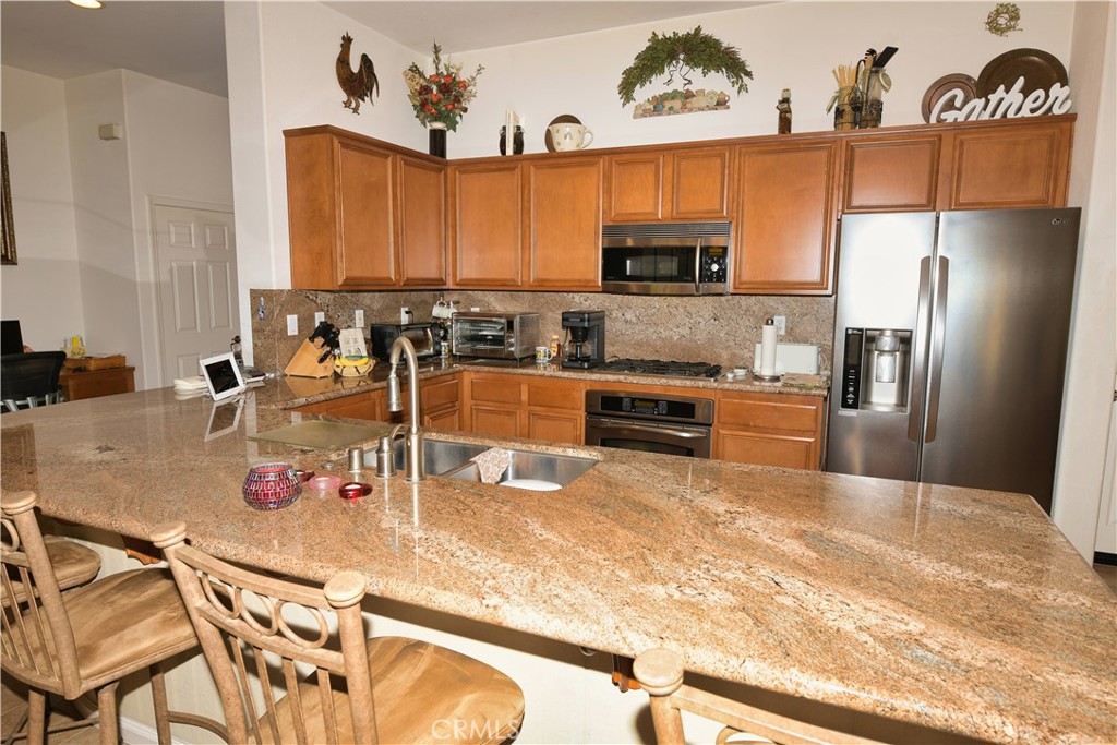 23915 Augusta Property Photo 4