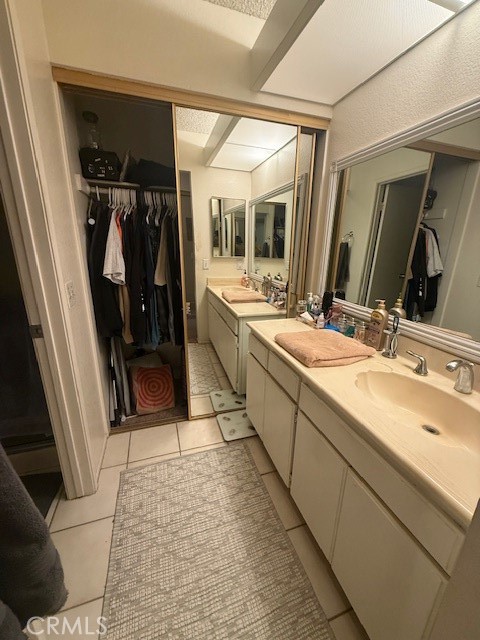 6773 Foxcroft Court Property Photo 12