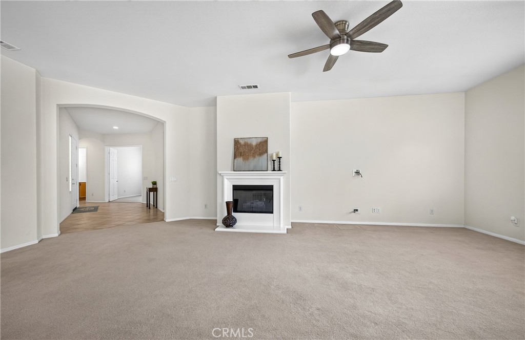 860 Annandale Road Property Photo 6