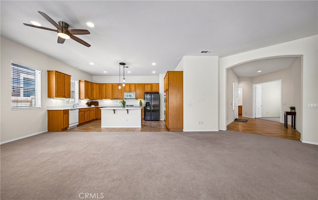 860 Annandale Road Property Photo 8