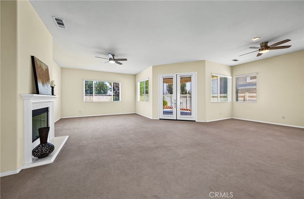 860 Annandale Road Property Photo 9