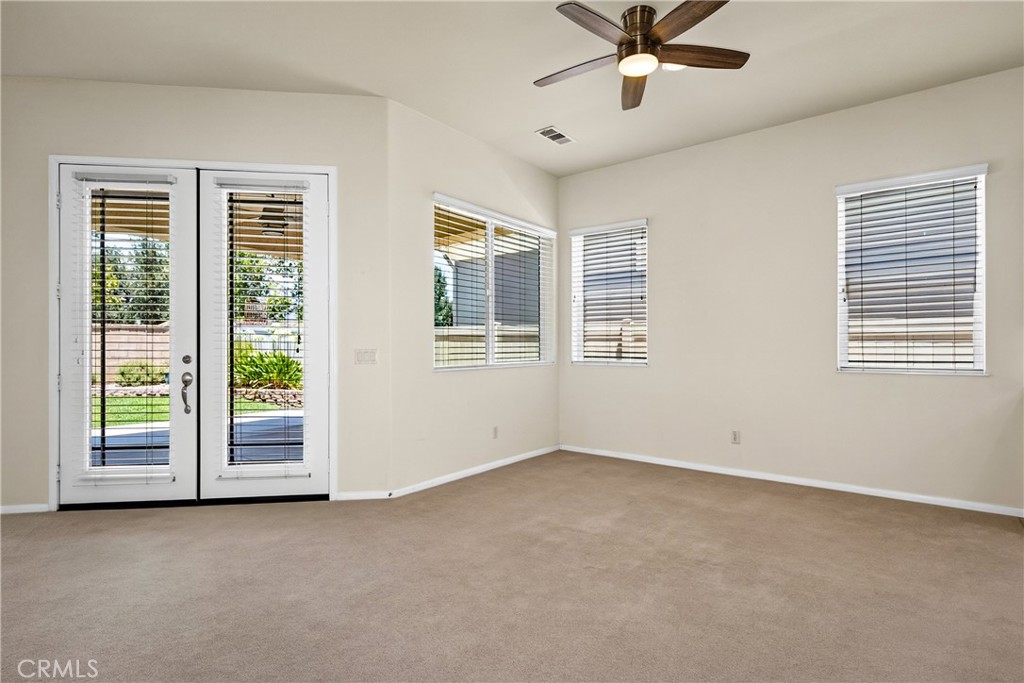 860 Annandale Road Property Photo 11